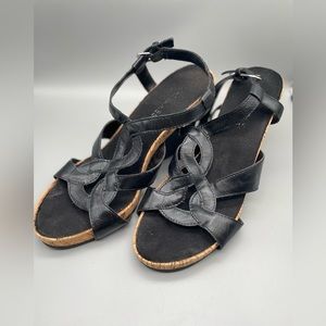 Women’s black Aerosol shoes with cork heel and ankle strap. Size 7.5. AC051